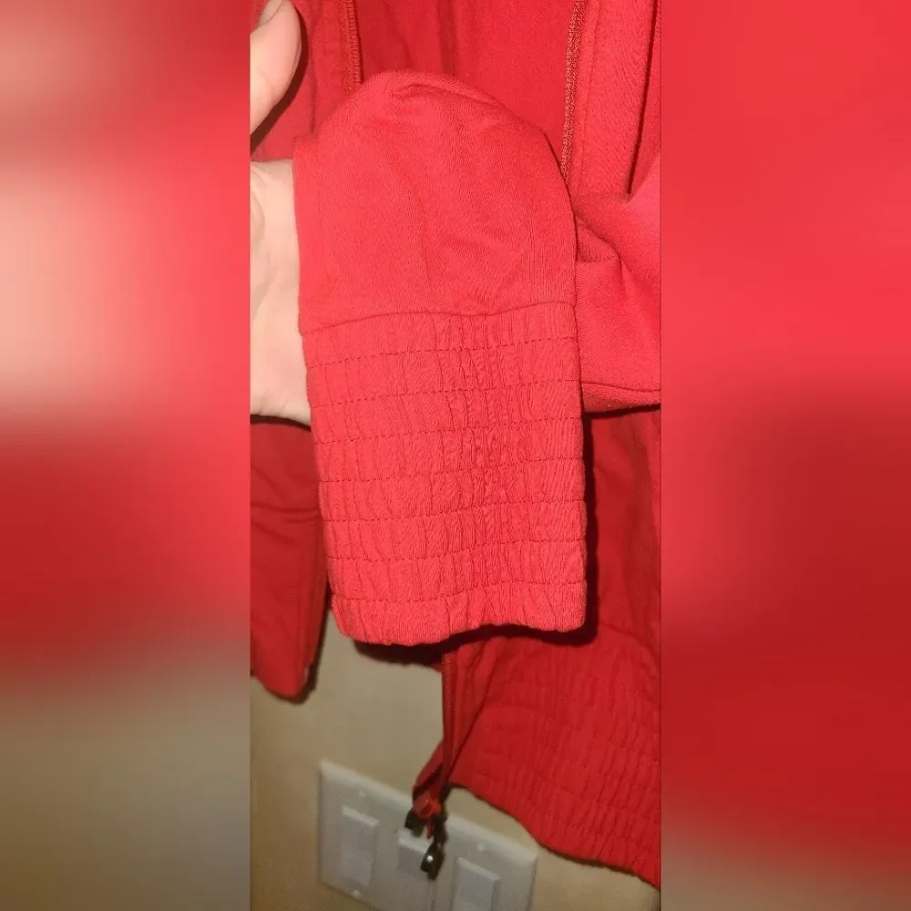 Lululemon Lipstick Zip Up Blissed Out Crop Red Jacket Coat 6 Medium